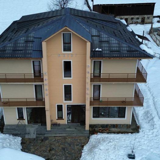 Hotel Ramaz Paliani Mestia Eksteriør billede